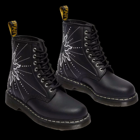 Dr Martens - 8 Eyelet Solar Flare Reclaimed Leather Lace up Boots