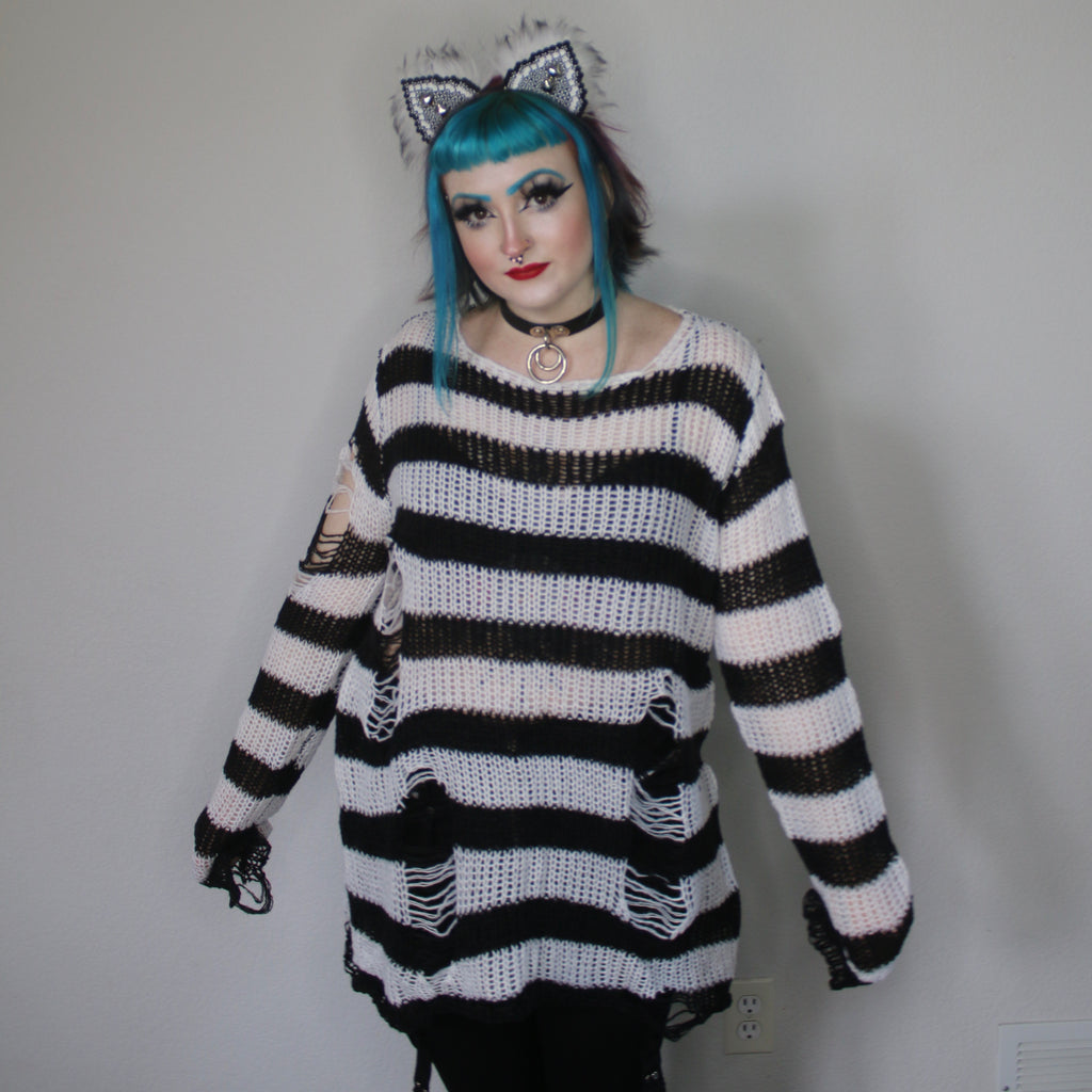 Vampire Freaks - Distressed Striped Sweater
