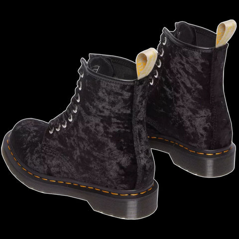 Dr Martens - 8 Black Velvet Vegan Boots 31020001